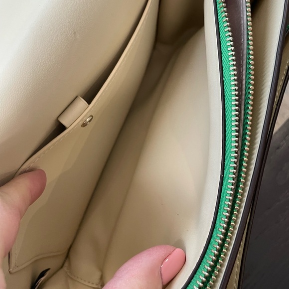 Kate Spade double strap crossbody purse & Kate Spade card holder - Picture 11 of 16